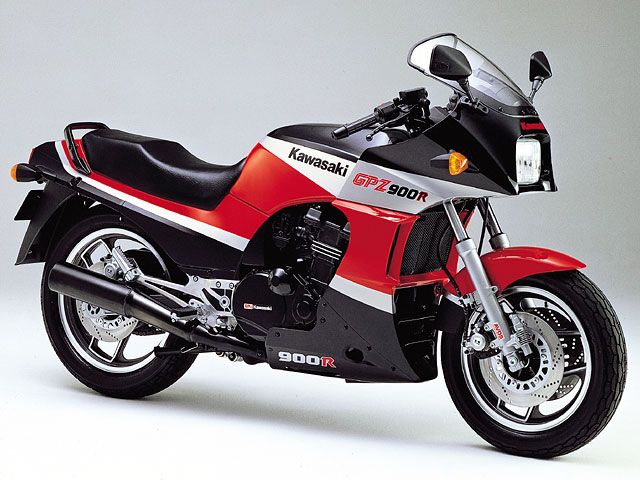 1986年 GPZ900R Ninja エボニー×ファイアクラッカーレッド(欧州仕様)(カタログメイン)