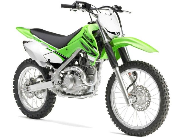 年 KLX140L (カタログメイン)