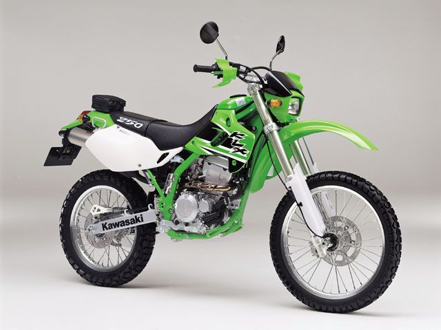 2002年 KLX250 ライムグリーン(カタログメイン)
