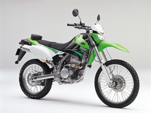 2009年 KLX250 ライムグリーン(カタログメイン)