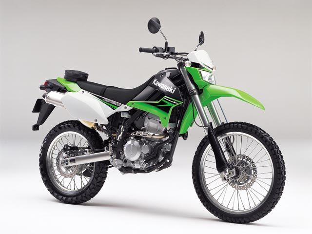2010年 KLX250 ライムグリーン(カタログメイン)
