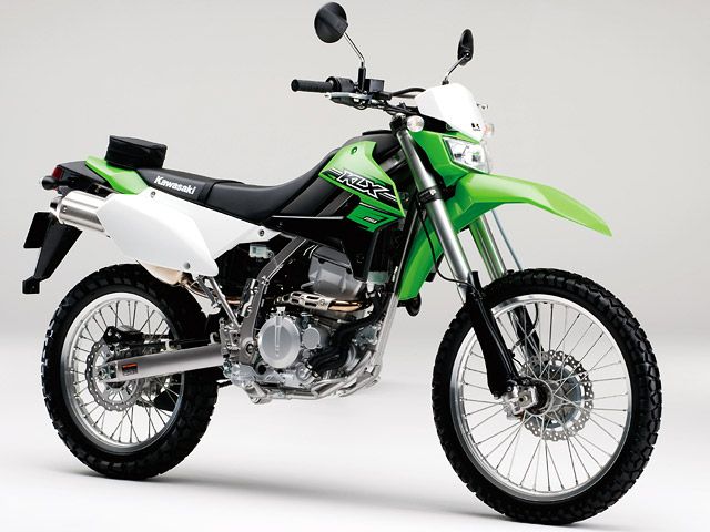 2016年 KLX250 ライムグリーン(カタログメイン)