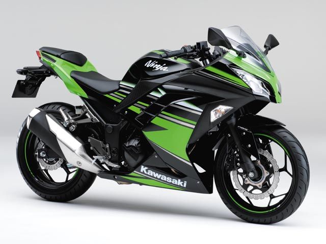 2016年 Ninja 250 ABS KRT Edition ライムグリーン/エボニー(KRTエディション)(カタログメイン)