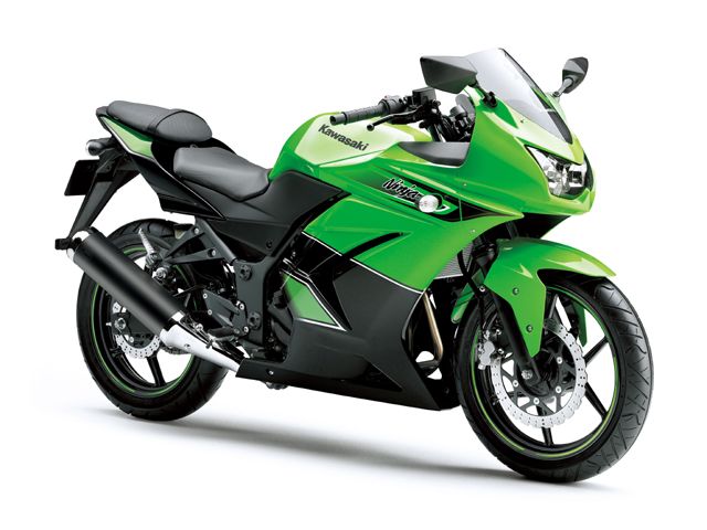 2011年 Ninja 250R Special Edition ライムグリーン(カタログメイン)