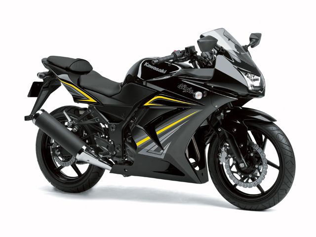 2012年 Ninja 250R メタリックスパークブラック(追加カラー)(カタログメイン)
