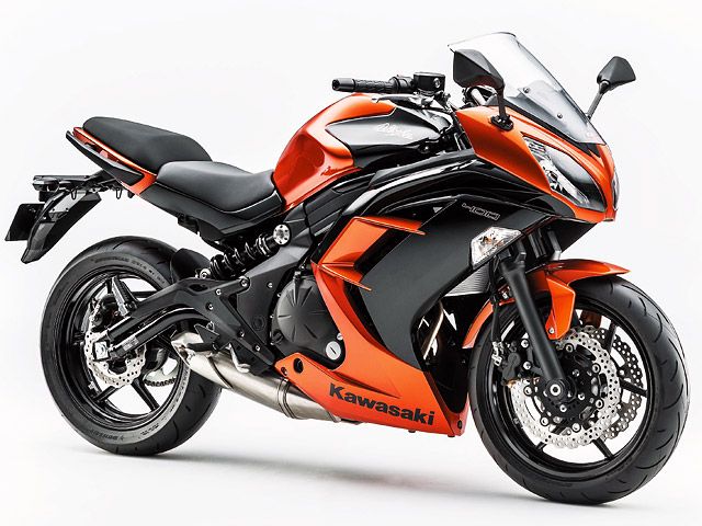 2017年 Ninja 400 キャンディバーントオレンジ×メタリックスパークブラック(カタログメイン)