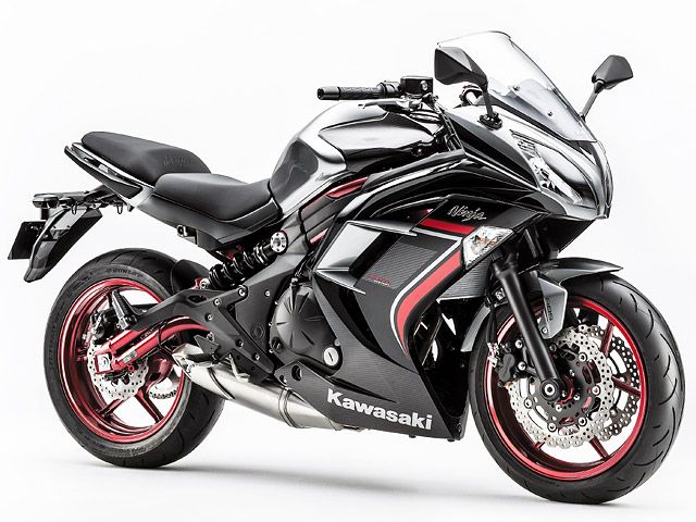 2017年 Ninja 400 ABS Limited Edition メタリックムーンダストグレー×メタリックスパークブラック(カタログメイン)