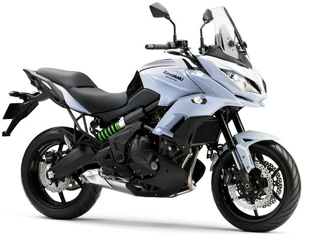 2016年 Versys 650 ABS パールスターダストホワイト×メタリックスパークブラック(カタログメイン)