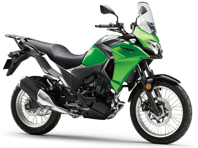 2017年 Versys-X 250 ABS キャンディライムグリーン×メタリックグラファイトグレー(カタログメイン)