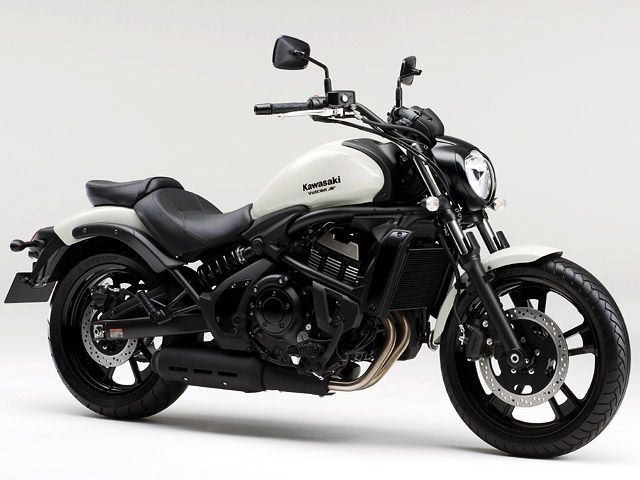 2016年 VULCAN S アーバンシティホワイト(カタログメイン)