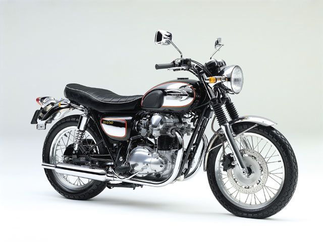 2003年 W650 Chrome Version ローハンドル仕様 エボニー×クローム(カタログメイン)