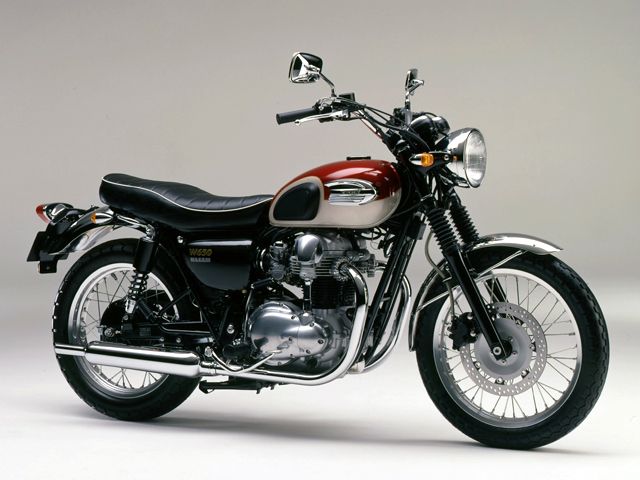 2001年 W650 アップハンドル仕様 キャンディカーディナルレッド×メタリックシャンパンゴールド(カタログメイン)