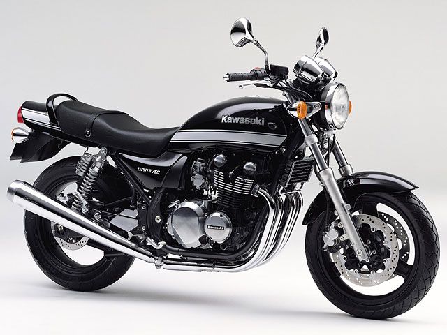 2005年 ZEPHYR 750 エボニー(カタログメイン)