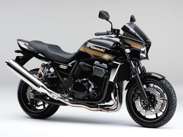 2016年 ZRX1200 DAEG メタリックスパークブラック(カタログメイン)