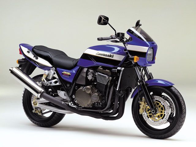 2002年 ZRX1200R キャンディサンダーブルー/パールミスティクブラック(カタログメイン)