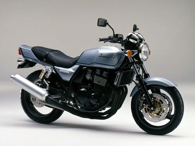 2001年 ZRX-Ⅱ メタリックセレストシルバー(カタログメイン)