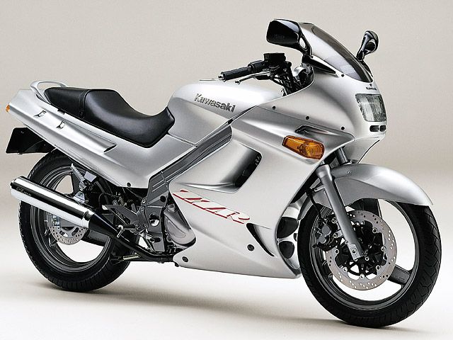 2002年 ZZR250 ギャラクシーシルバー(カタログメイン)