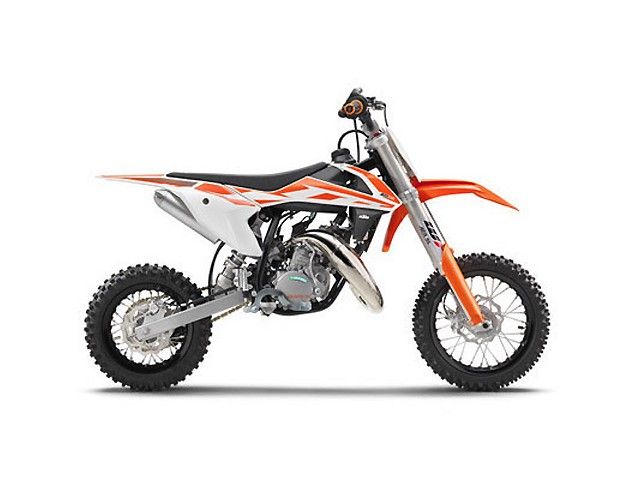 2016年 50 SX (カタログメイン)