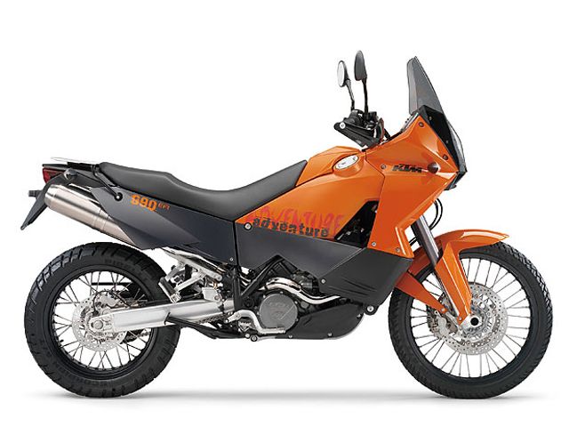 2008年 990 ADVENTURE オレンジ(カタログメイン)