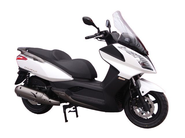 2010年 DownTown 125i パールホワイト(カタログメイン)