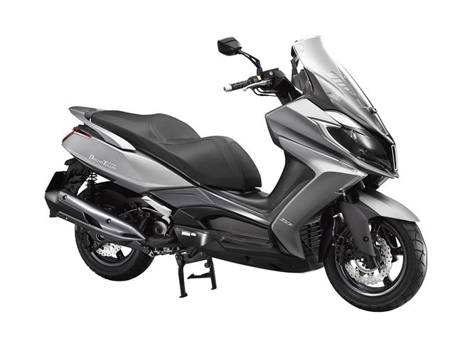 2015年 DownTown 125i マットシルバー(カタログメイン)