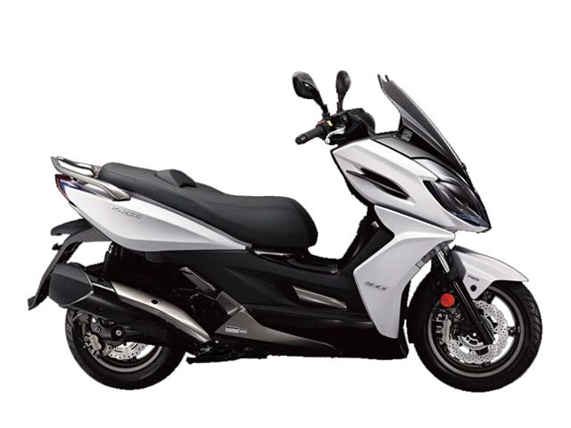 2014年 K-XCT 125i マットホワイト(カタログメイン)