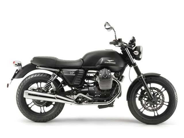 2012年 V7 Stone ルビードブラック(カタログメイン)