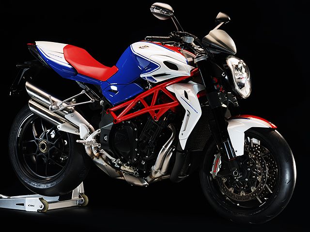 2012年 BRUTALE 1090 RR アメリカ(カタログメイン)