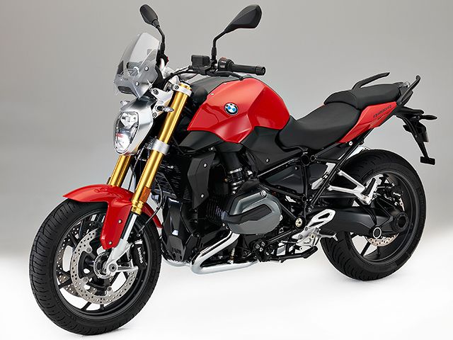 2017年 R1200R レーシングレッド(カタログメイン)