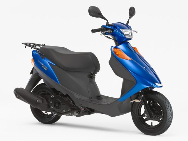 2012年 ADDRESS V125 キャンディカプリブルー(カタログメイン)