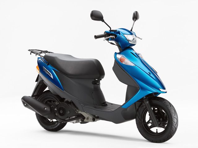 2005年 ADDRESS V125G キャンディナポレオンブルー(カタログメイン)