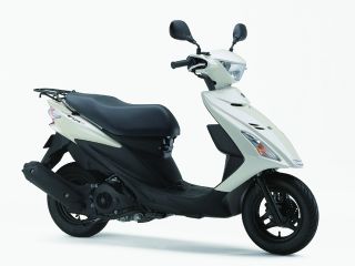 2010年 ADDRESS V125SパールグラスホワイトNo.2