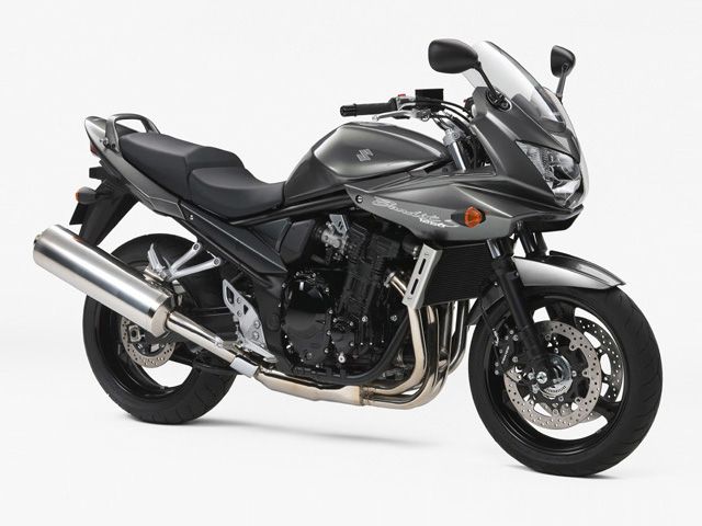 2011年 BANDIT 1250S ABS サンダーグレーメタリック(カタログメイン)