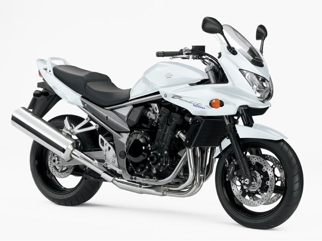 2012年 BANDIT 1250S ABS グラススプラッシュホワイト(カタログメイン)