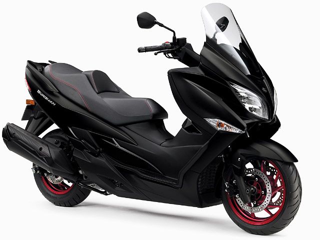 2018年 BURGMAN 400 ABS マットブラックメタリックNo.2(カタログメイン)