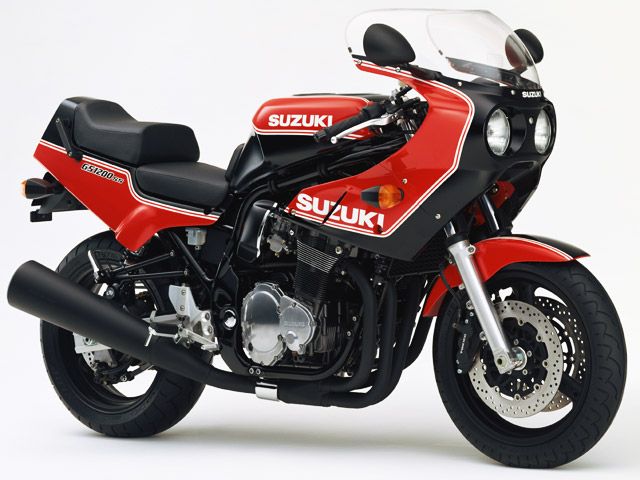2001年 GS1200SS (カタログメイン)