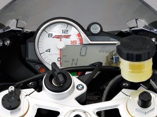 2017年 S1000RR Premium Line DDC(メーターまわりイメージ)