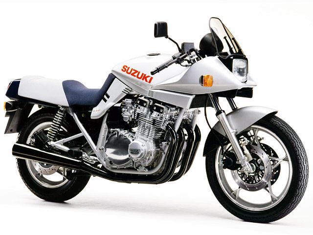 1982年 GSX1100S KATANA (カタログメイン)
