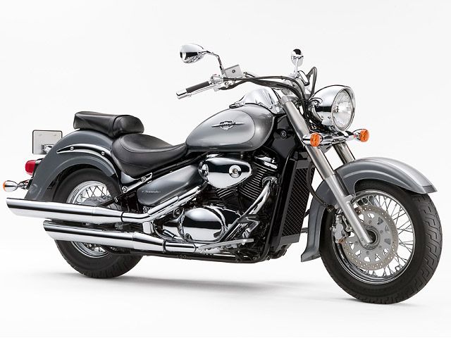 2006年 Intruder Classic 400 (カタログメイン)