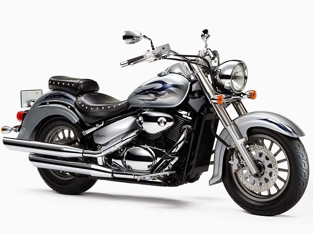2008年 Intruder Classic 400 キャストホイール仕様 ミスティックシルバーメタリック(カタログメイン)