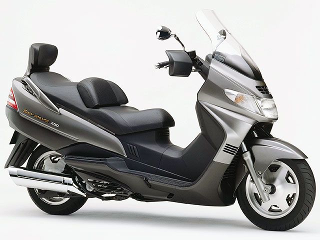 2001年 SKYWAVE 400 Winter Version (カタログメイン)