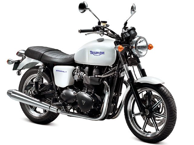 2012年 Bonneville (カタログメイン)