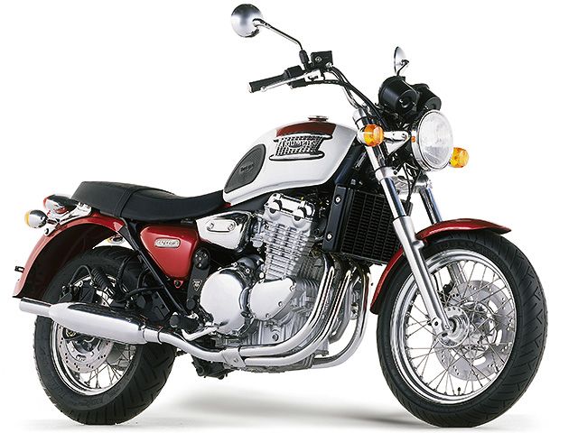 2002年 Thunderbird (カタログメイン)