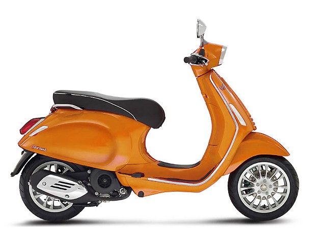 2015年 Sprint 150 タオルミーナオレンジ(カタログメイン)