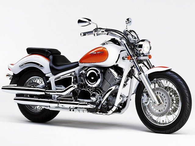 2001年 DragStar 1100 ブルーイッシュホワイトカクテル1(カタログメイン)
