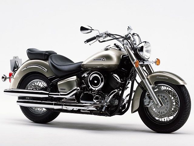 2002年 DragStar Classic 1100 ライトイエローイッシュグレイメタリック9(カタログメイン)