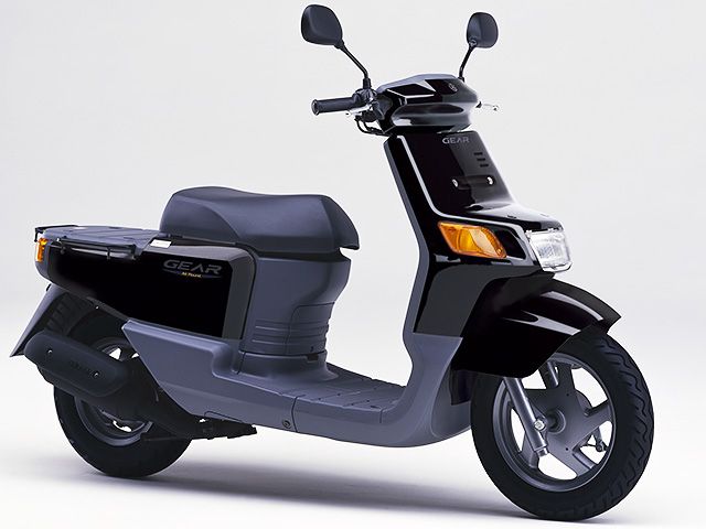 2003年 GEAR Black Edition ブラックメタリックX(カタログメイン)