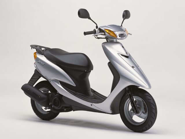 2003年 リモコンJOG フェアリーシルバー(カタログメイン)