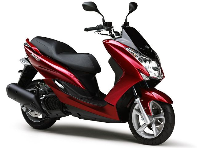 2016年 MAJESTY S ディープレッドメタリックK(カタログメイン)