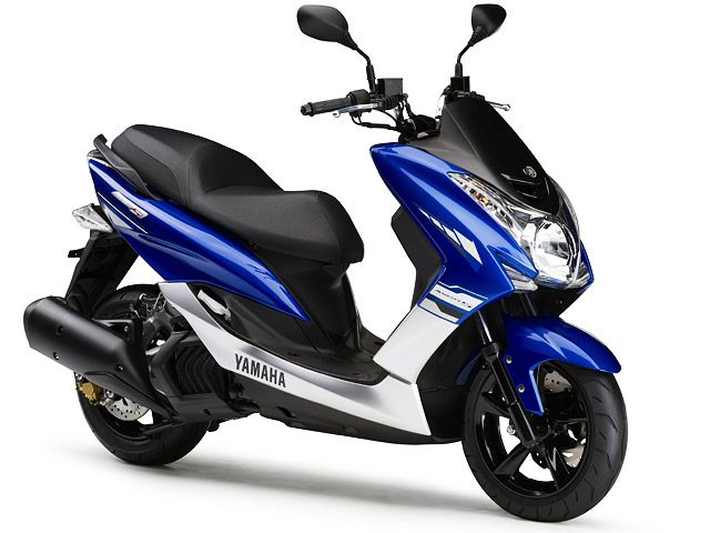 2017年 MAJESTY S SPECIAL EDITION ディープパープリッシュブルーメタリックC(カタログメイン)